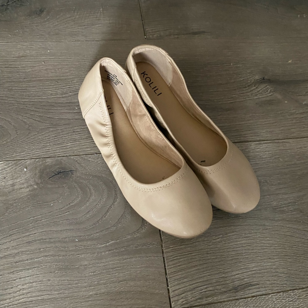 Tan Flats